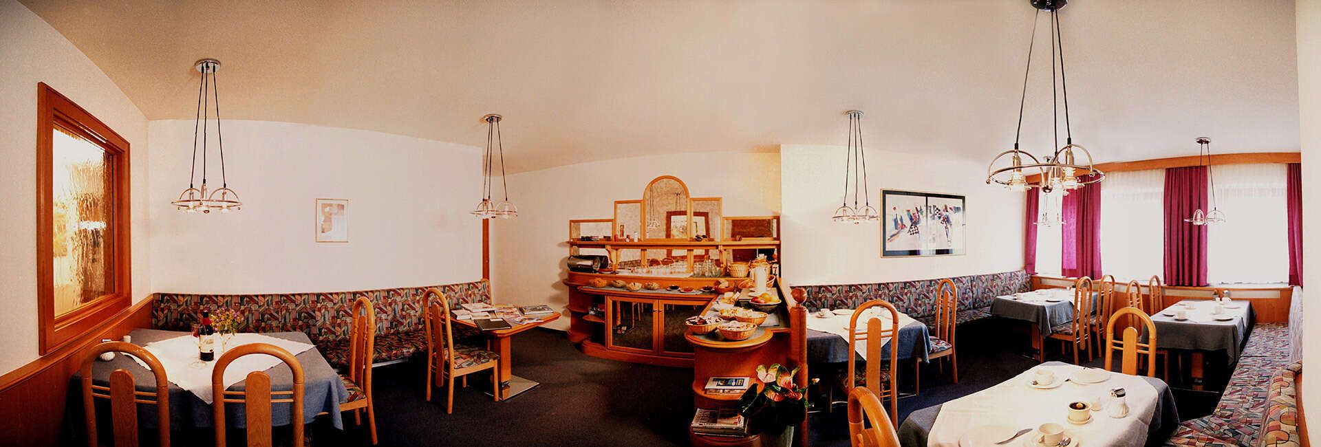  Breakfast room in the Auer holiday home in Nauders